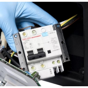AEG 3001M - Generatore corrente silenziato a benzina - 2.4 kW